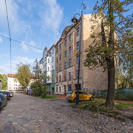 Lienes Iela Gem 1Br Apartment With Fireplace In Historic Unesco Center Рига Екстериор снимка